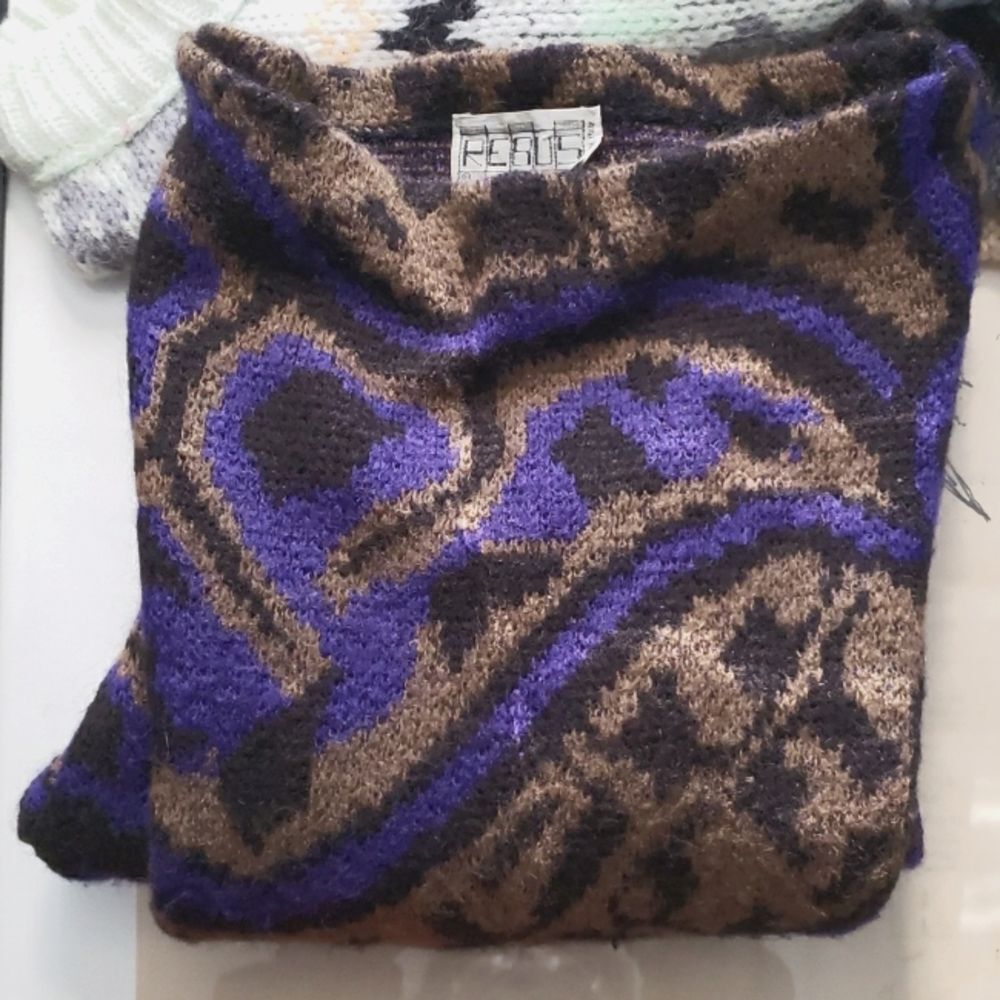 Italy-made vintage sweater
